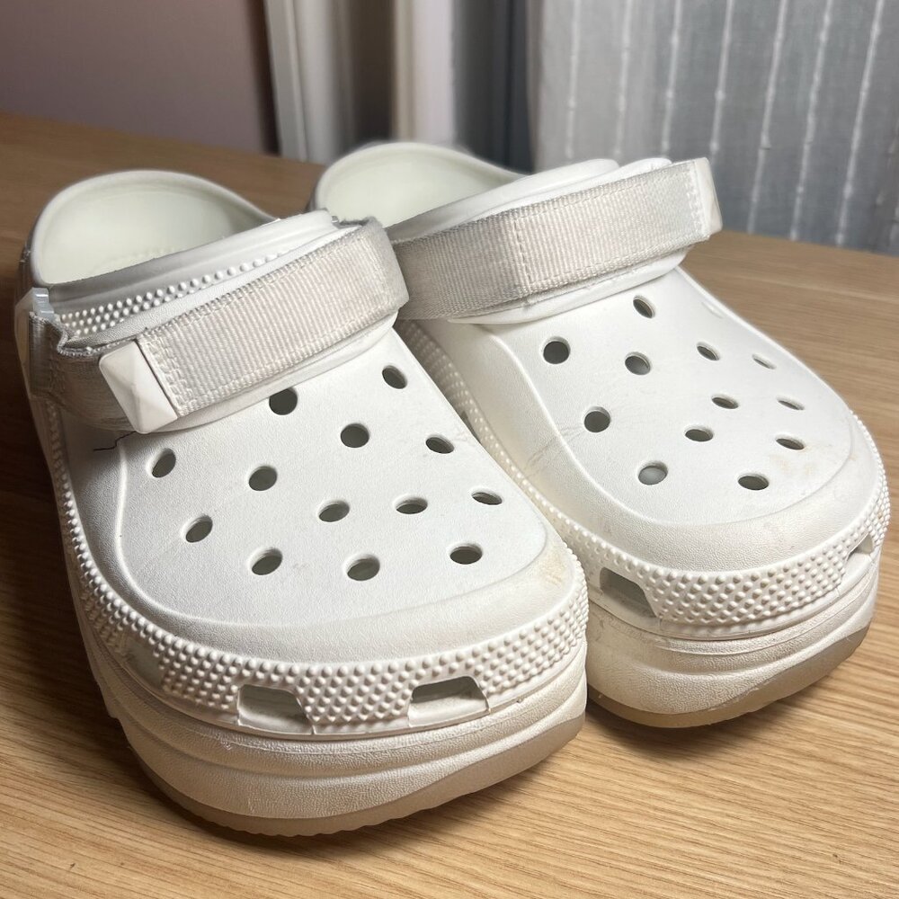 CROCS Hiker Xscape Clog White Size Womens 8